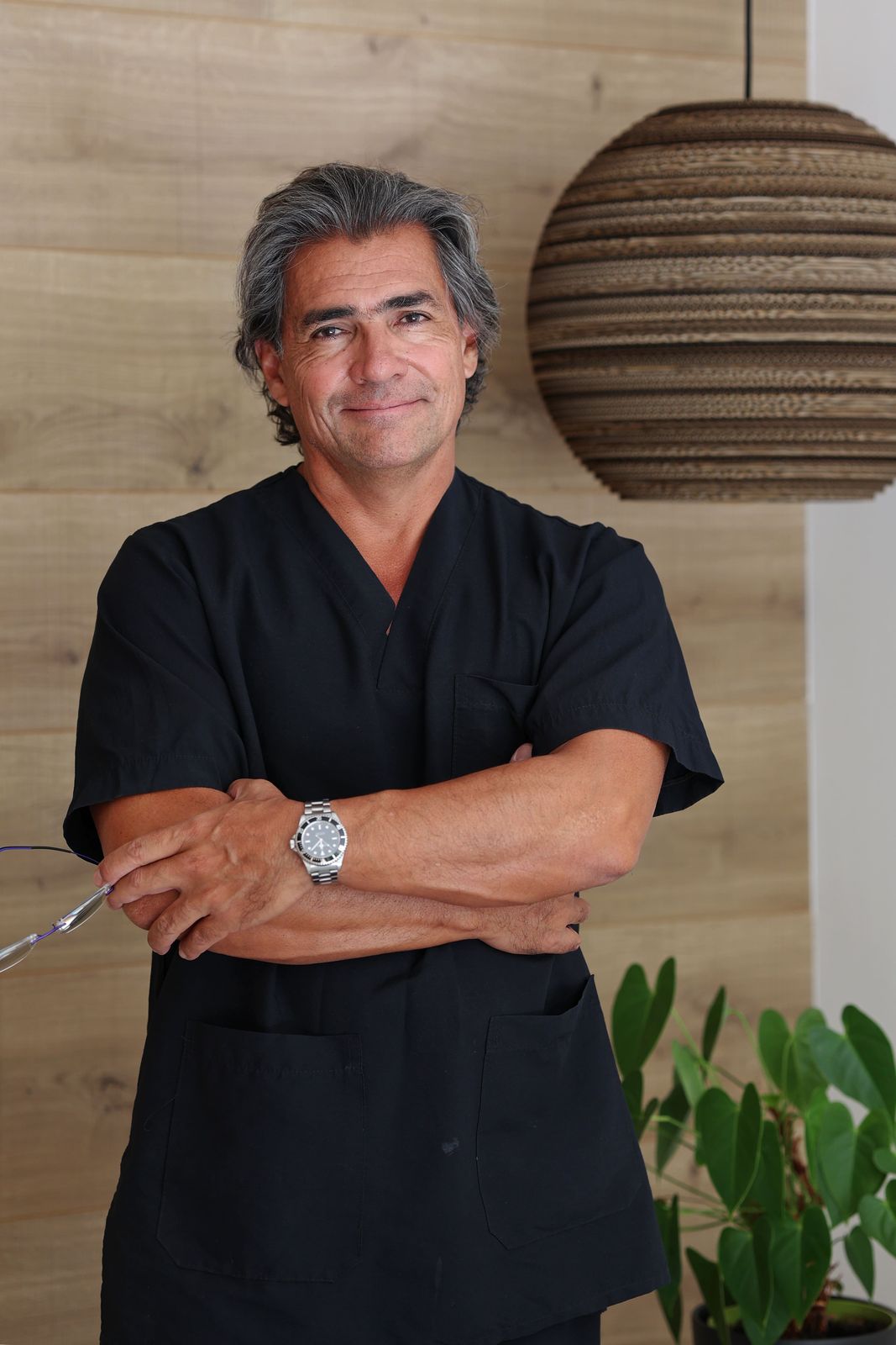 Dr. Diego Linares Giraldo